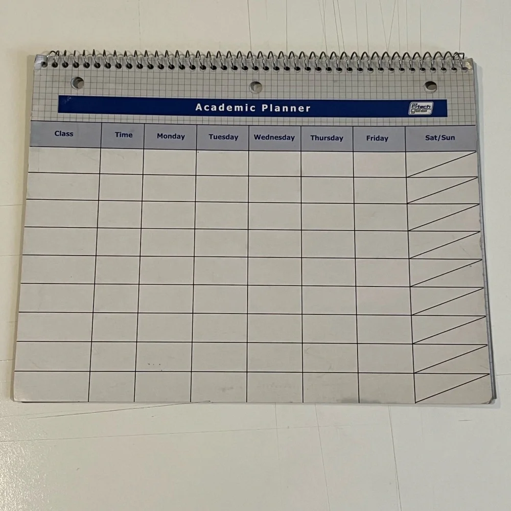 Tech gear academic calendar with additional pages